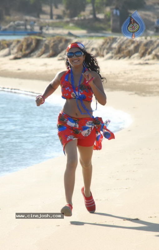 Varmam Tamil Movie Spicy Stills - 16 / 41 photos