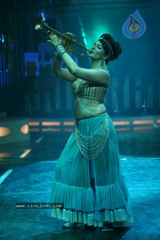 Veedinthe Movie Spicy Song Stills - 6 / 83 photos