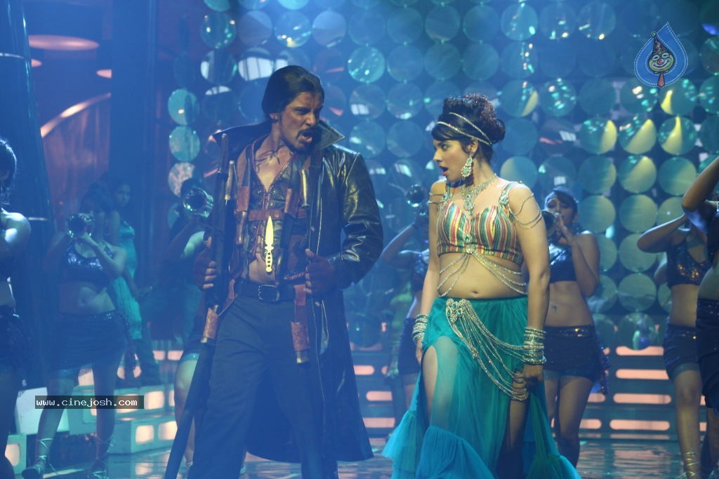 Veedinthe Movie Spicy Song Stills - 8 / 83 photos