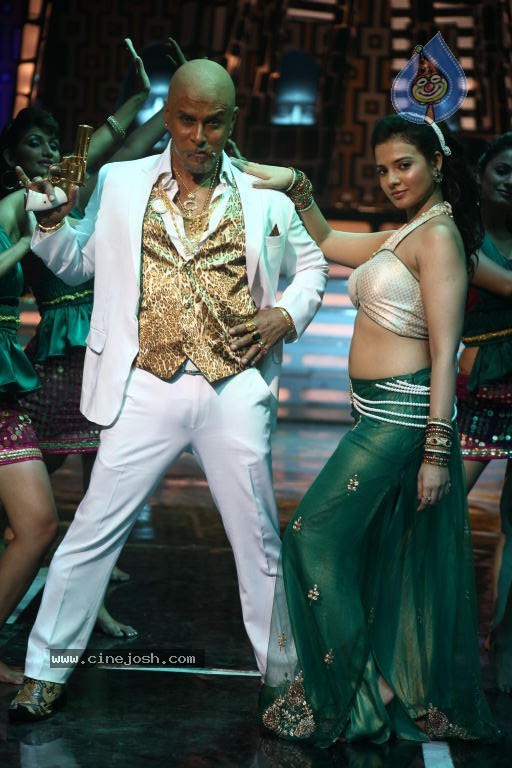 Veedinthe Movie Spicy Song Stills - 18 / 83 photos