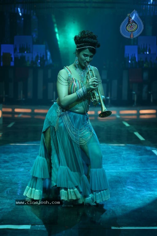 Veedinthe Movie Spicy Song Stills - 19 / 83 photos