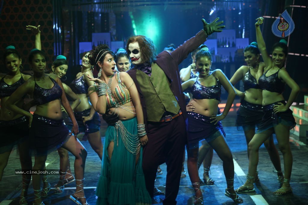 Veedinthe Movie Spicy Song Stills - 24 / 83 photos