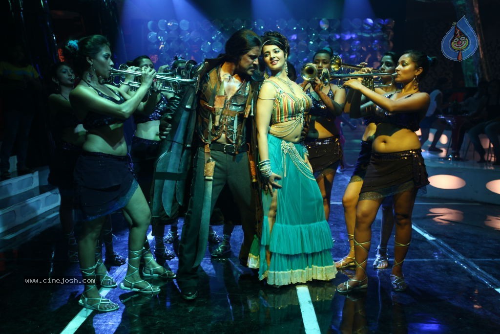 Veedinthe Movie Spicy Song Stills - 40 / 83 photos