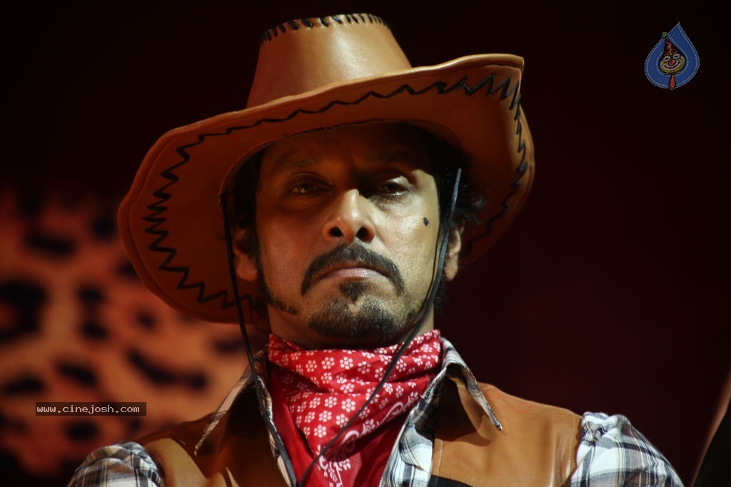 Veedinthe Movie Spicy Song Stills - 47 / 83 photos