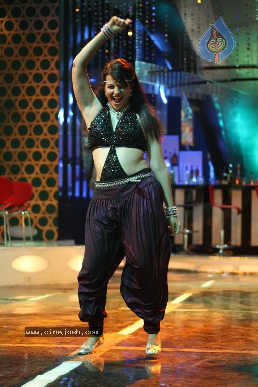 Veedinthe Movie Spicy Song Stills - 50 / 83 photos
