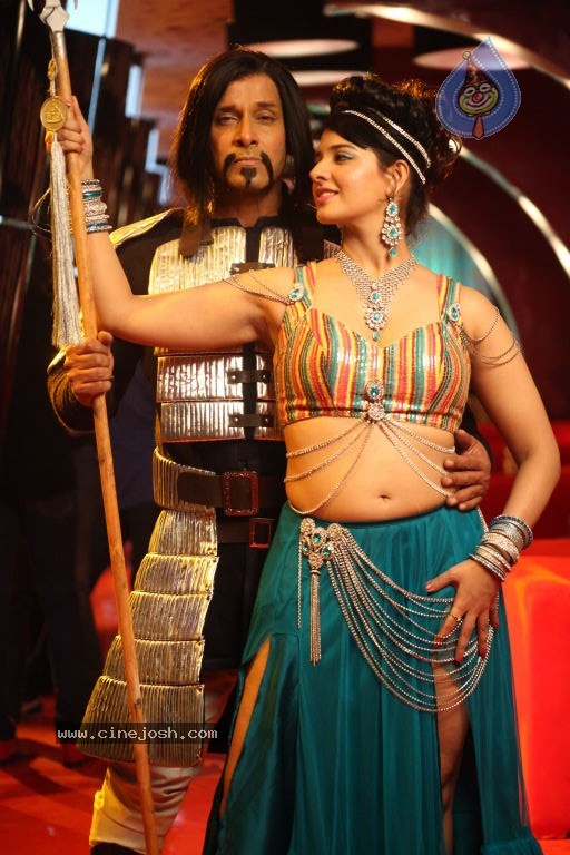 Veedinthe Movie Spicy Song Stills - 54 / 83 photos