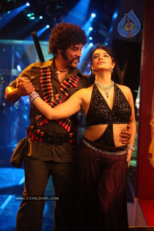Veedinthe Movie Spicy Song Stills - 56 / 83 photos