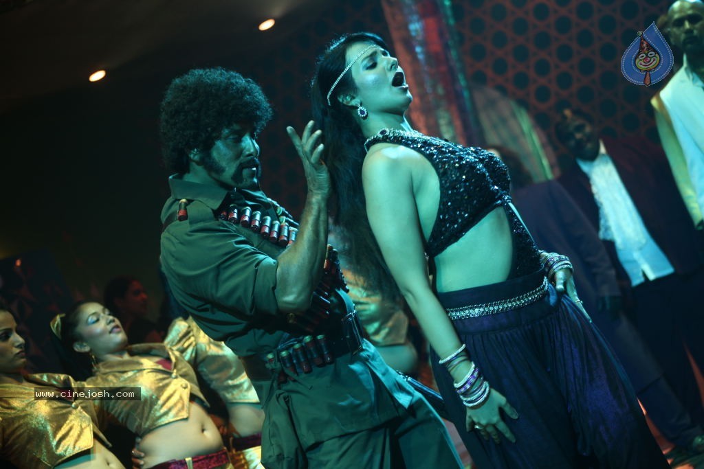 Veedinthe Movie Spicy Song Stills - 72 / 83 photos