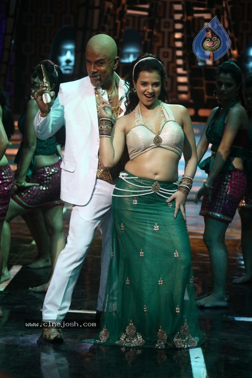 Veedinthe Movie Spicy Song Stills - 79 / 83 photos