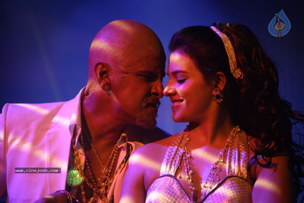 Veedinthe Movie Spicy Song Stills - 81 / 83 photos