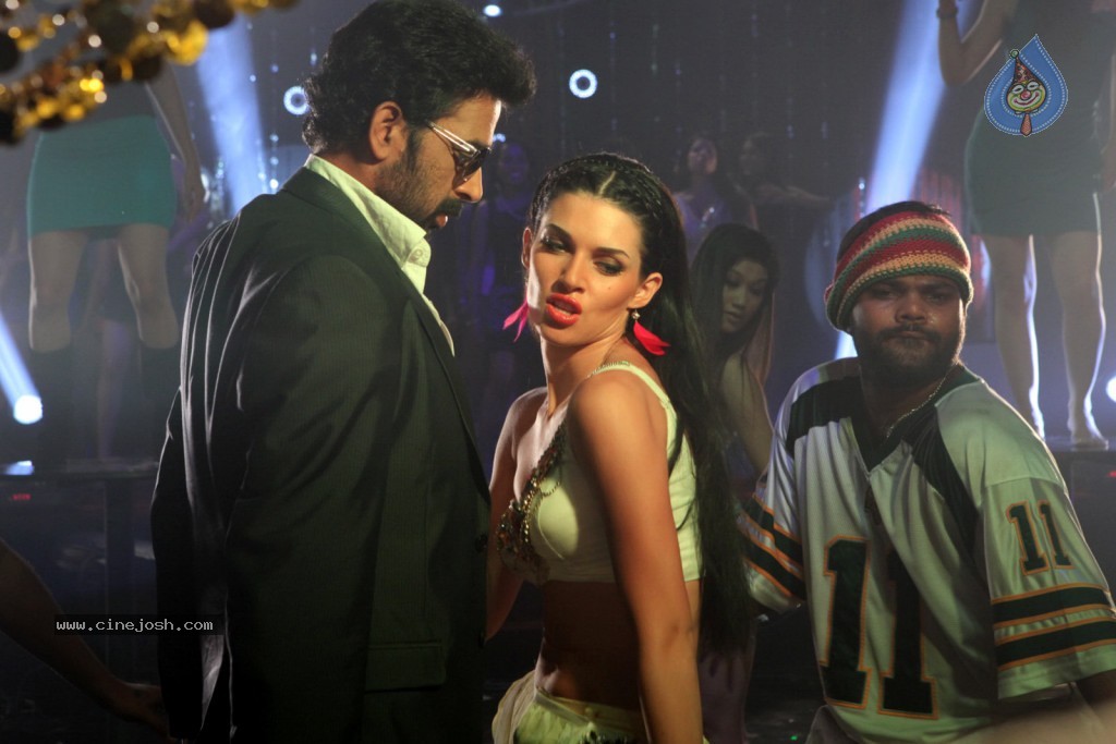 Vetadu Ventadu Movie Item Song Stills - 53 / 105 photos
