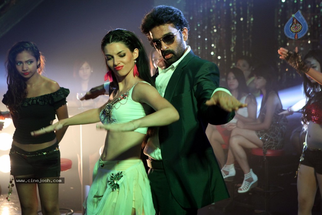 Vetadu Ventadu Movie Item Song Stills - 59 / 105 photos
