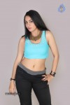 Arshi Khan Glamour Photos - 19 of 20