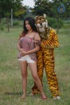 Bhaja Bhajantrilu Movie New Hot Stills - 61 of 181