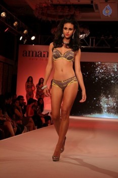 Madhur Bhandarkar Calendar Girls Fashion Show Photos - 23 of 83