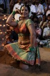 Nanbargal Kavanathirku Tamil Movie Hot Stills - 12 of 37