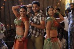 Nanbargal Kavanathirku Tamil Movie Hot Stills - 15 of 37