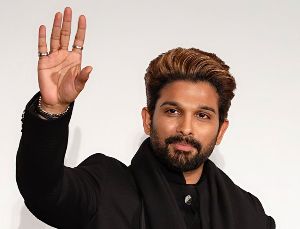 Allu Arjun From Mumbai Attended Nampalli Court Virtually  
