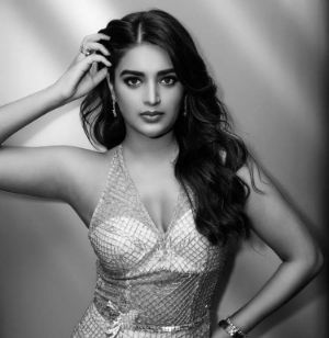 Nidhhi Agerwal shares her feelings about Bengaluru and Hyderabad