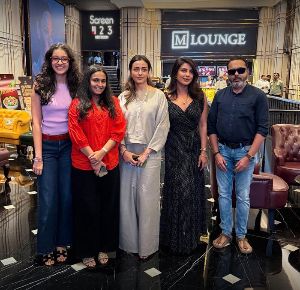 Priyanka Chora visits AMB, snapped with Namrata and Sitara