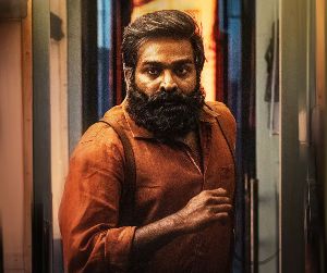 Reason behind Vijay Sethupathi Train delay