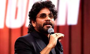 Reason Behind why Nagarjuna doesnot take photos on phone