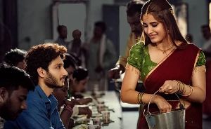 Srinivasa Mangapuram - Gunde Pelipothondhe highlights first love