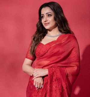Trisha to contest from Trichy East