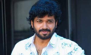Anil Ravipudi Showcases His Singing Talent