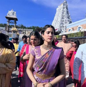 Janhvi visits Tirupati for Peddi success