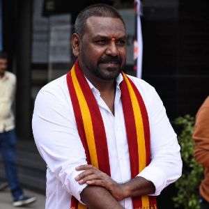 Lawrence on his political entry