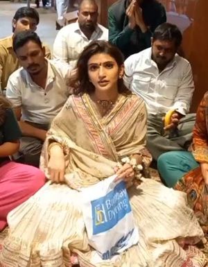 Sreeleela prays at Vijayawada Durga temple