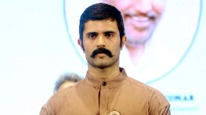 Vijay Deverakonda Joins Warangal Airport Naming Debate