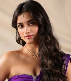 Bhagyashri Borse recalls when she got bullied.