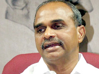 YSR seeks increased Central allocation of funds for States