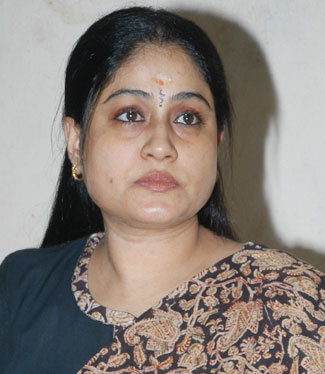 Vijayashanti meets CM