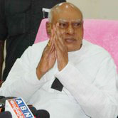 CM assures all help to tollywood