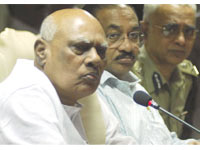 CM sees no threat to Srisailam dam