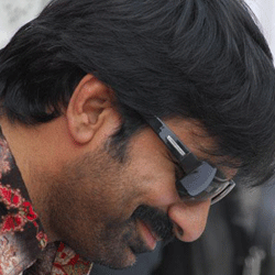 Krishna Vamsi, Raviteja “Kandireega Fight”.