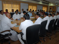 Speed up flood relief works: CM