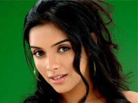 Asin is 25 years old