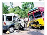 Two Bhavani devotees killed in road mishap
