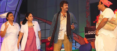 Mohan Babu, Jaya Sudha, Roja & Sree Hari entertain.