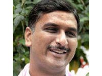 Hanumantha Rao levels charges against Harish Rao