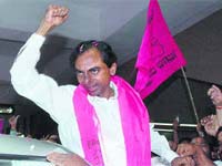 KCR reaches Karimnagar