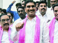 Harish stages sit-in at Sangareddy