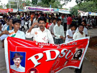 PDSU hold up traffic at Khammam