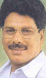 Cut the tongues of rogue politicians: Damodar Reddy to Anam?