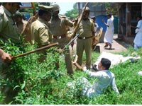 Protesting students lathicharged on SKU campus