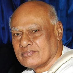 CM Roshaiah indirectly bats for “United Andhra”.